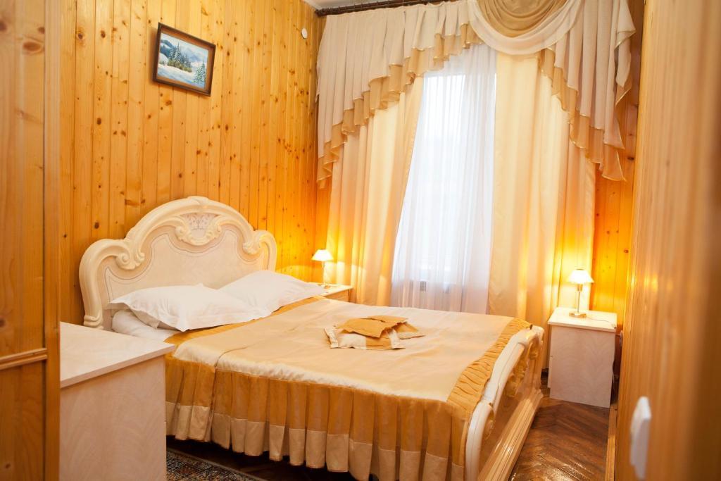 Ялинка Готель Vyshkiv Zimmer foto