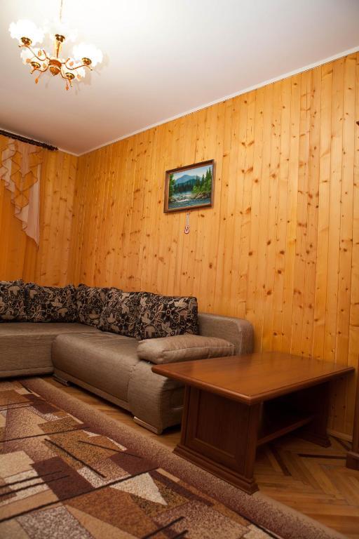 Ялинка Готель Vyshkiv Zimmer foto